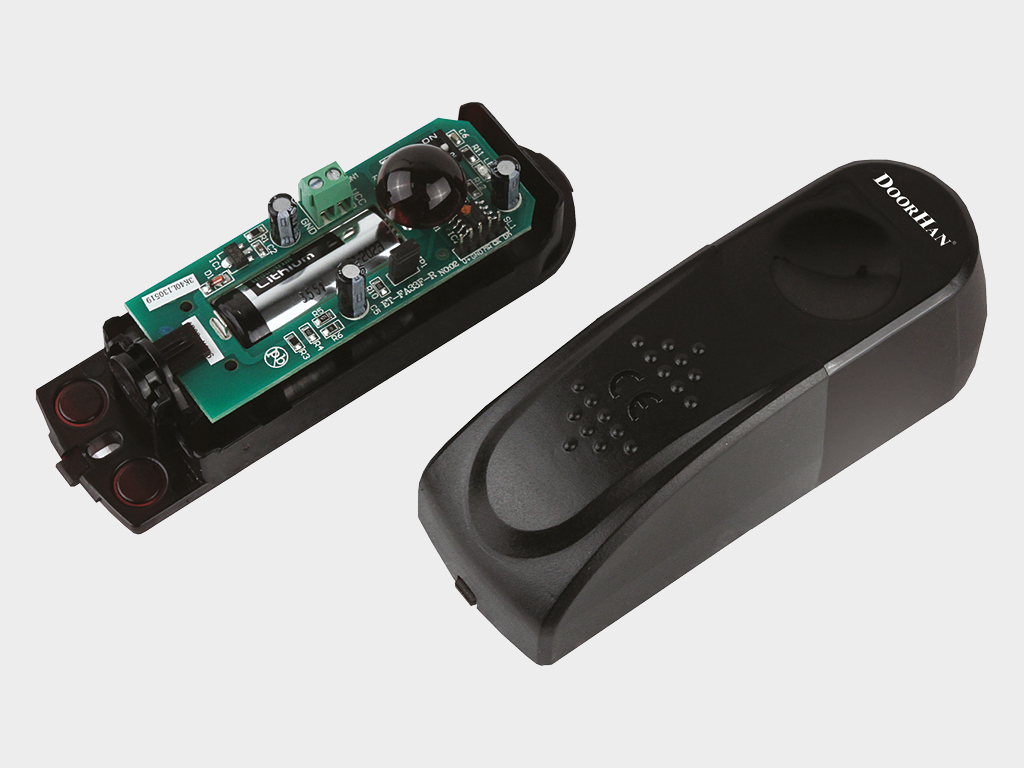 Беспроводные фотоэлементы безопасности Photocell-W, состоящие из инфракрасного передатчика и приемника